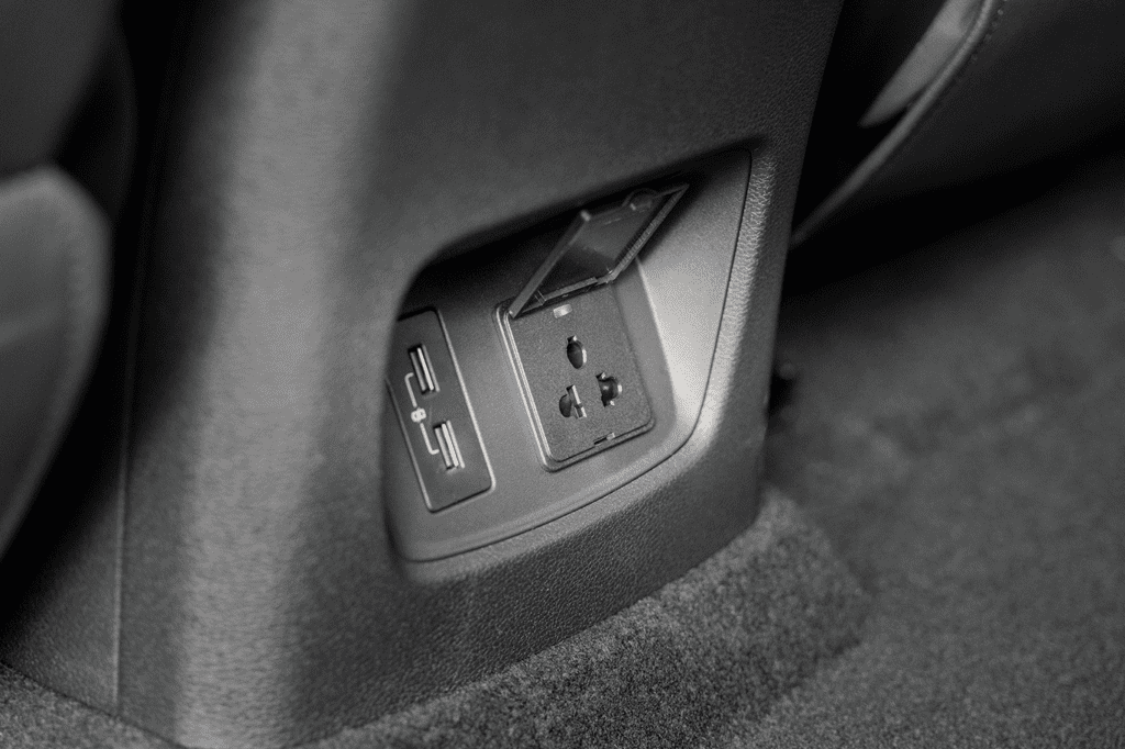 BE11 Interior 1